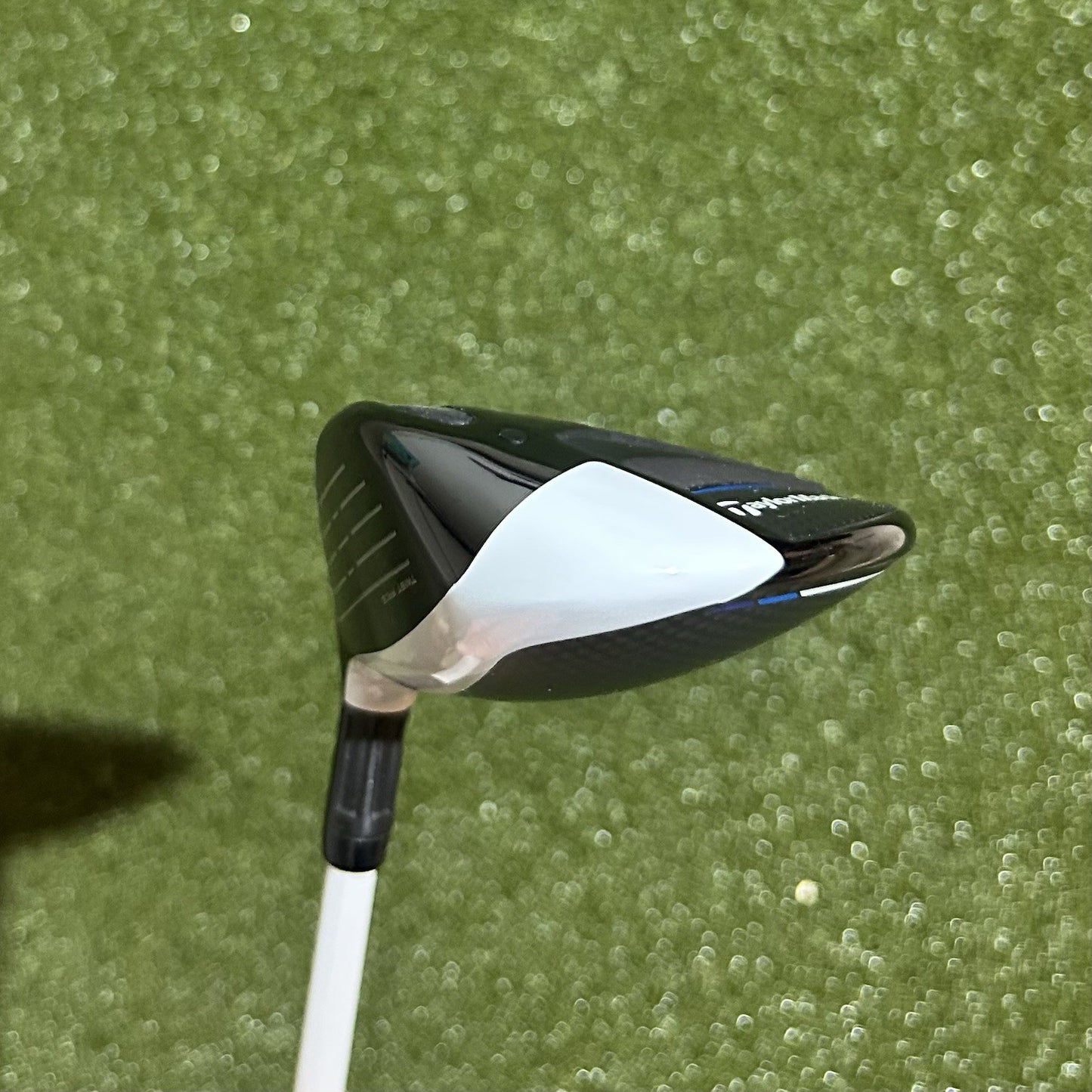 TaylorMade SIM2 Max 7 Wood Aldila Rogue Silver 70 Stiff Flex