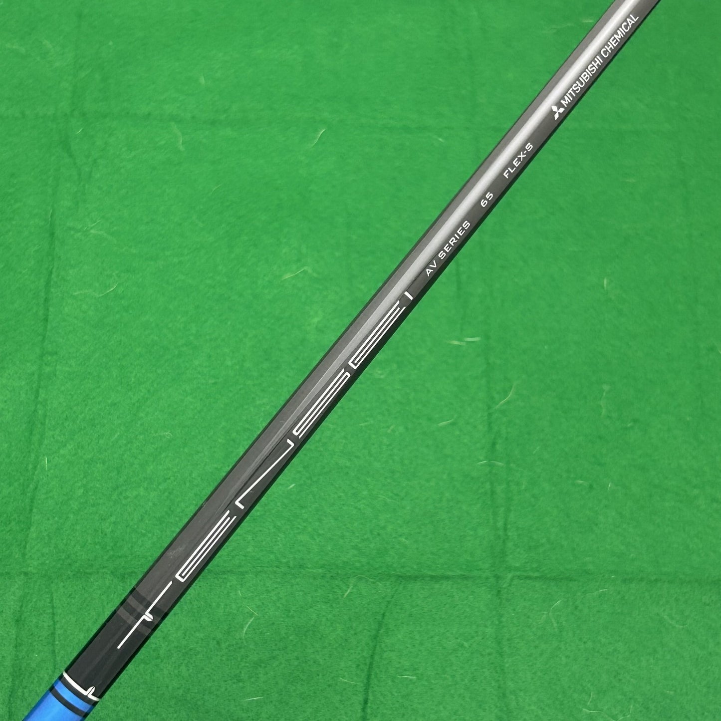 Titleist TSi2 Fairway 7 Wood Mitsubishi Tensei AV Blue 65 Stiff Flex Shaft