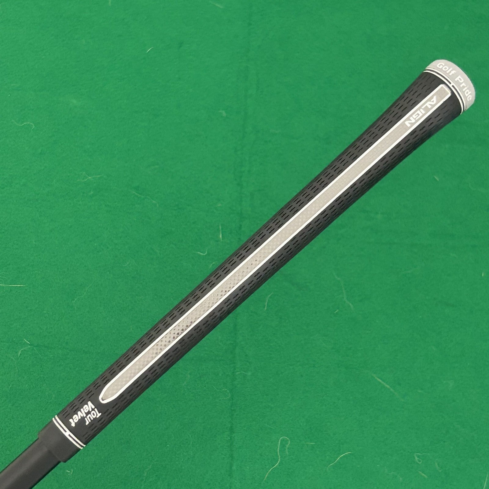 Callaway Mavrik Max Heavenwood UST Mamiya Helium Black 4 Senior Flex +HC