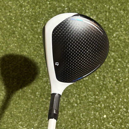 TaylorMade SIM2 Max 7 Wood Aldila Rogue Silver 70 Stiff Flex