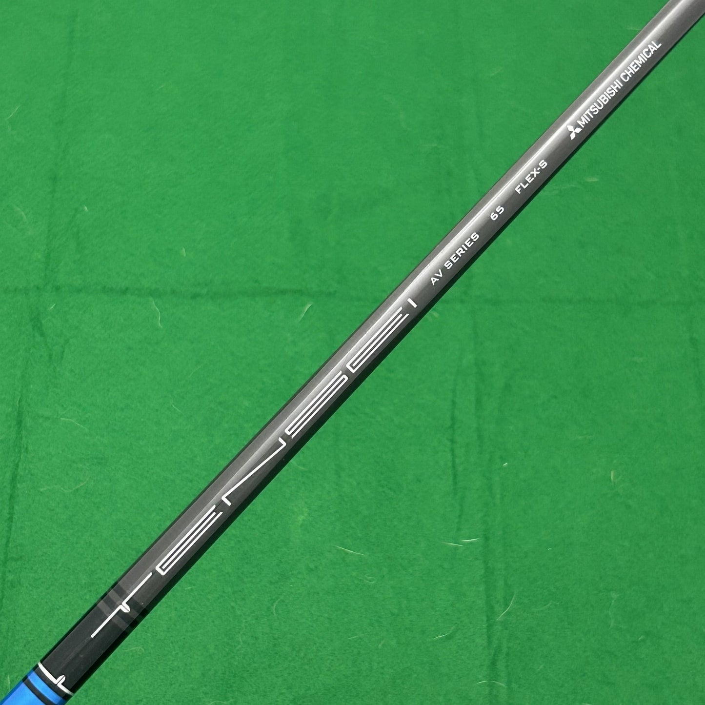 Titleist TSi2 Fairway 7 Wood Mitsubishi Tensei AV Blue 65 Stiff Flex Shaft +HC
